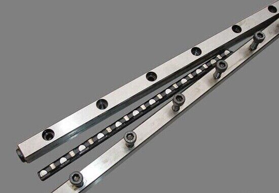 IKO交叉滚子导轨CRW165 CRW2-165SL