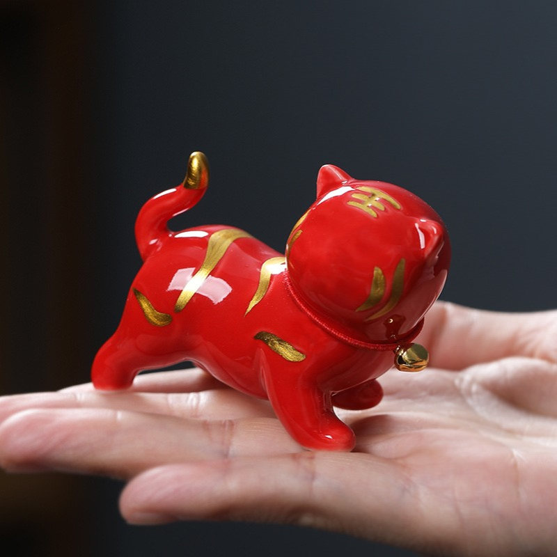 创意可爱小老虎陶瓷摆件动物微景观园艺配件茶宠盘景室内桌面饰品