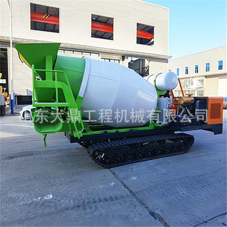 助力农业建设链轨式商砼车小型混凝土搅拌运输车履带车