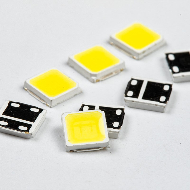 5054白光高亮贴片灯珠 1-3W 工厂现货接受多晶下单金线铜支架