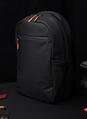 DOOMGEAR灰翼双肩包16升考杜拉背包通勤电脑包书包商务男士休闲