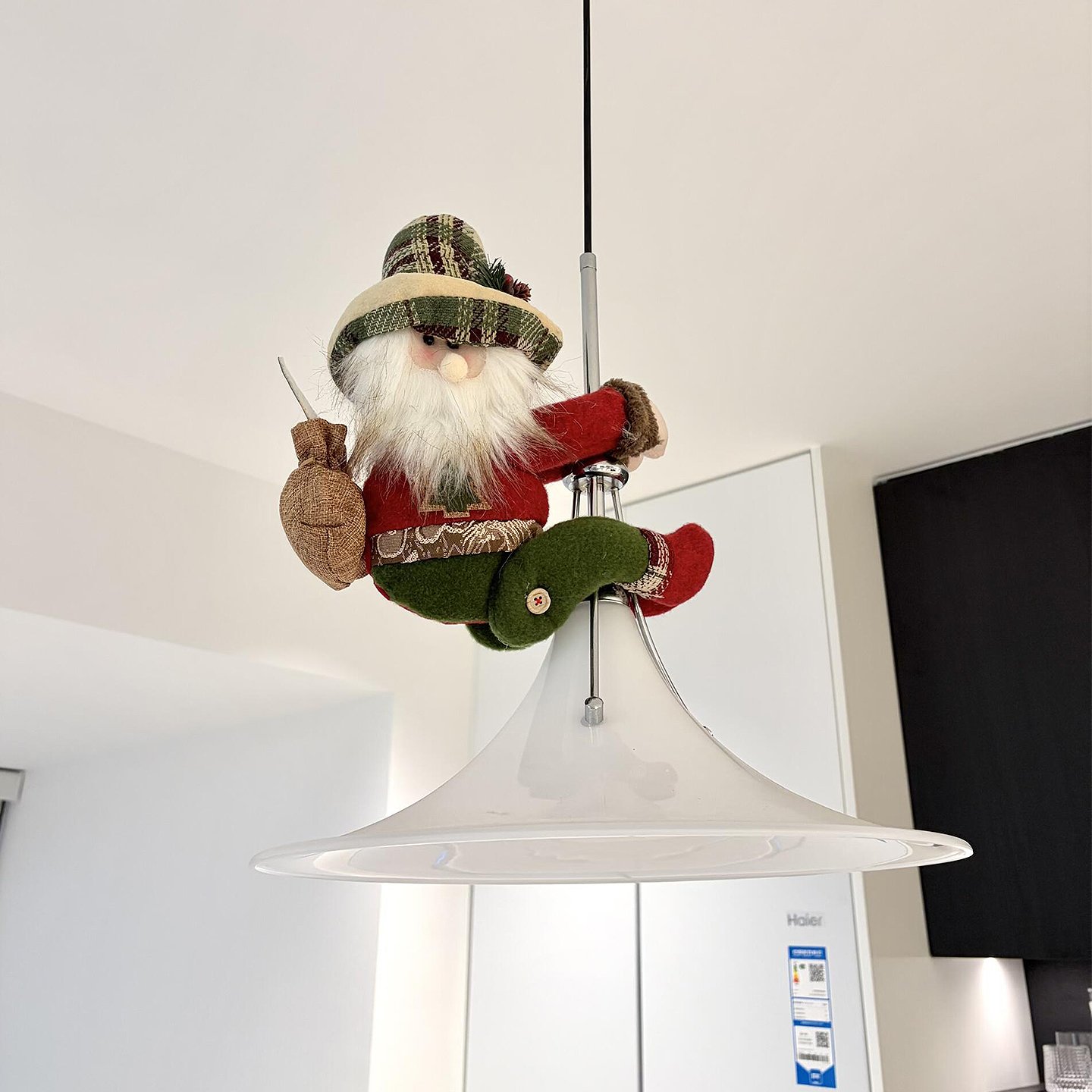 吊灯装饰圣诞老人玩偶挂件圣诞节遮丑家居店铺装饰品场景氛围布置