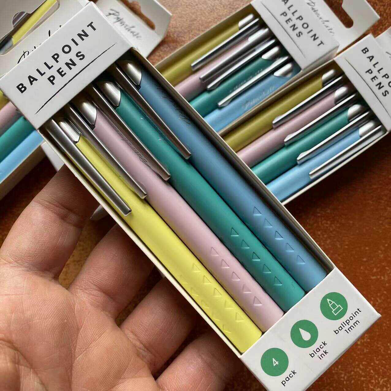4支装英国paperchase油笔莫兰迪色系圆珠笔金属笔杆1mm质感速记笔