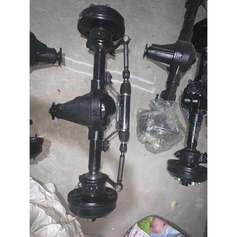 拖拉机/农用车/四驱前桥/缩短前桥/带助力拉杆