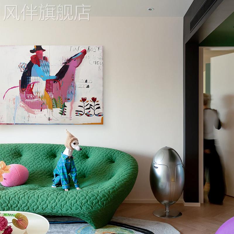 中古风沙发后装饰画法式奶油风客厅背景墙挂画多巴胺高级感艺术马图片