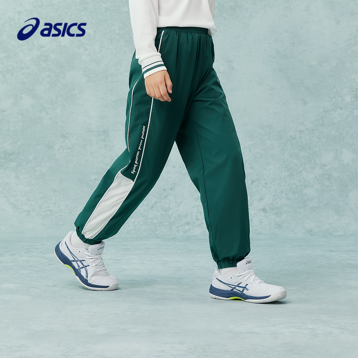 延续经典网球风