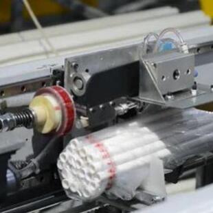 PVC管材装袋包装封口机设备供应塑料管材套袋打包包装机