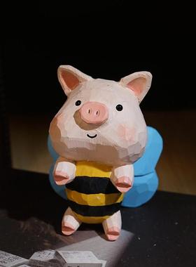 “蜜蜂小猪”手工木雕摆件卡通可爱动物电脑书桌面电视柜上装饰品