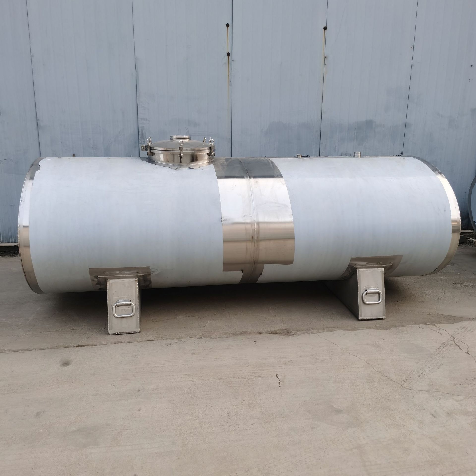 制作304不锈钢液体运输罐3立方不锈钢酒容器大型卧立式不锈钢罐