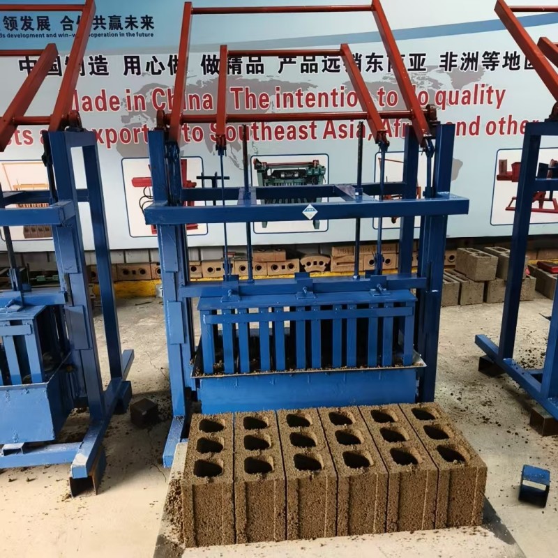 模具 H5 H16尺寸400-200-200移动式水泥制砖机建筑工程钢结构厂房