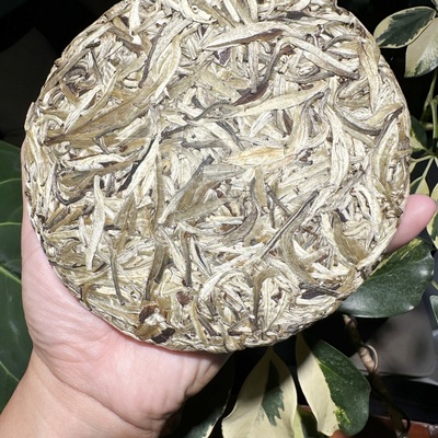 200克白毫银针白茶饼拍2减30云南高山料陈化3年甜润收藏必入