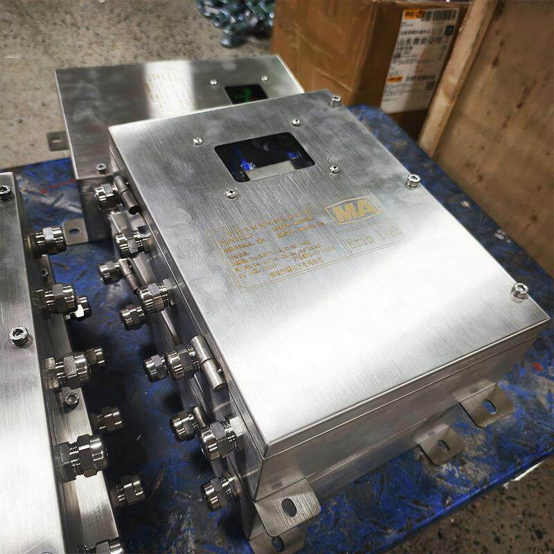 煤矿本安型网络交换机不锈钢煤矿井下千兆百兆KJJ12无线信号设备