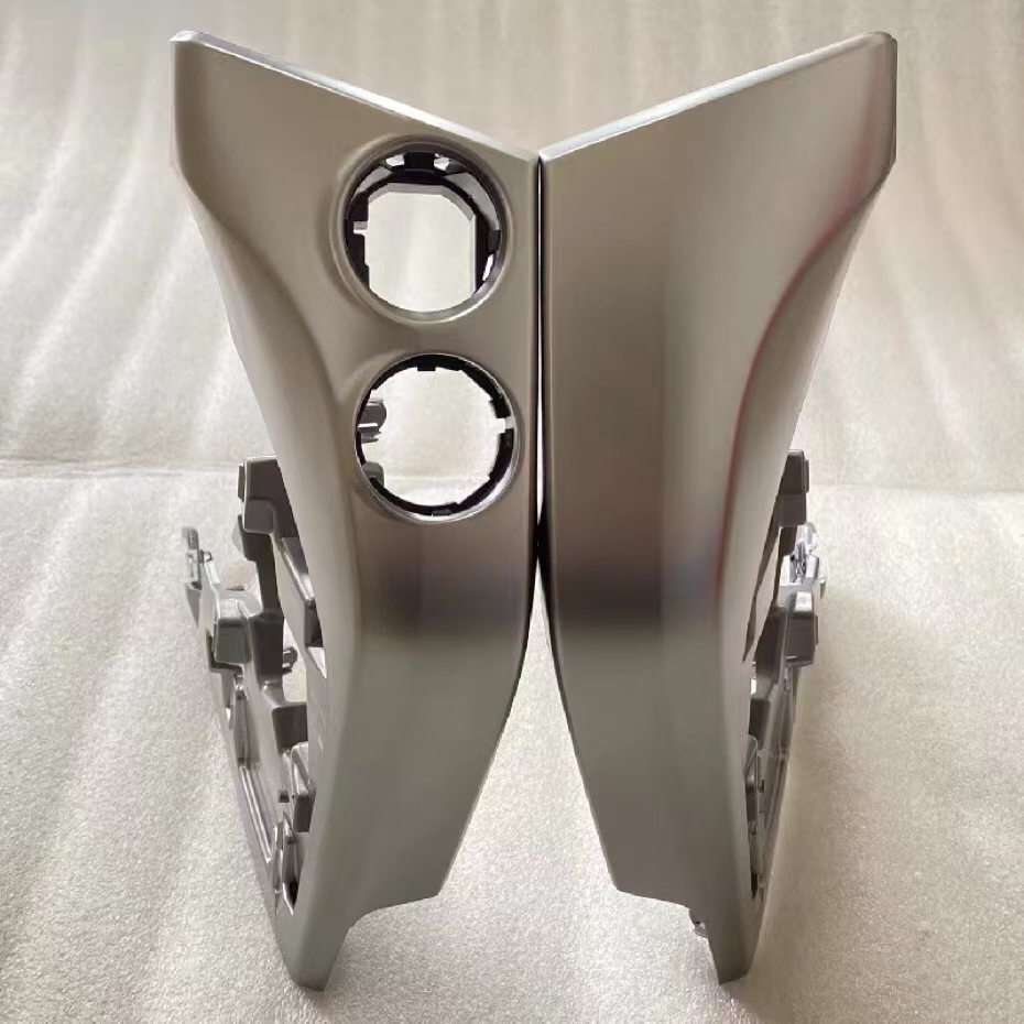 酷路泽陆巡LC200一键启动饰板