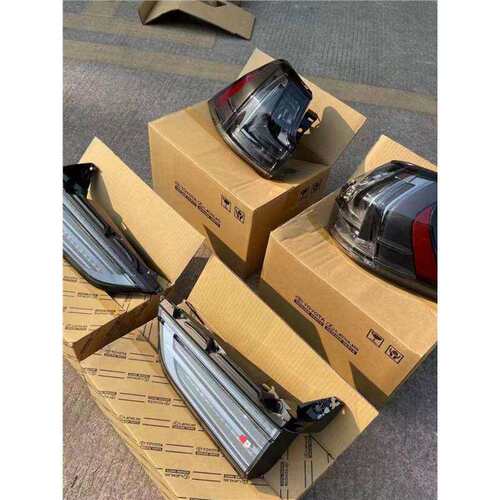 适用雷克萨斯LX570巅峰黑耀版流水后尾灯 镀黑尾灯饰条尾门电镀条