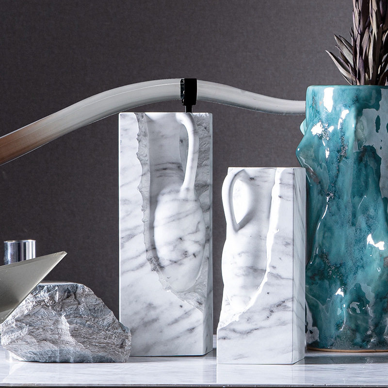 创意时尚树脂装饰花器摆件现代简约花瓶家居样板房桌面装饰工艺品,模玩/动漫/周边/娃圈三坑/桌游,文化/体育周边,淘宝优惠券,粉丝福利购,淘宝优惠卷