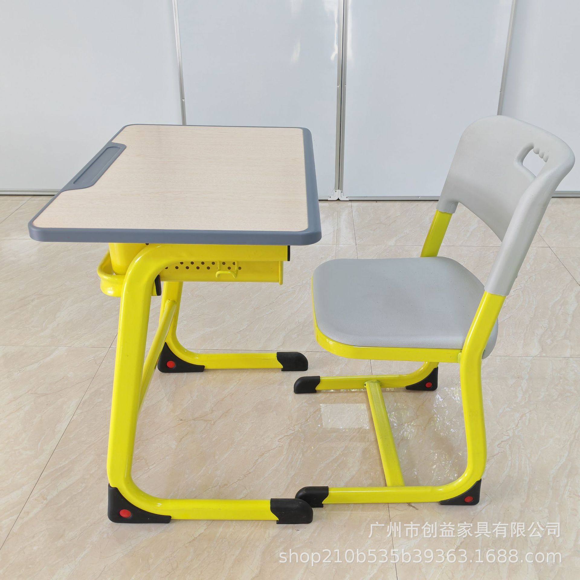 中小学生单人课桌椅培训桌学校课桌厂家托管班书桌学习课桌椅出口,模玩/动漫/周边/娃圈三坑/桌游,文化/体育周边,淘宝优惠券,粉丝福利购,淘宝优惠卷