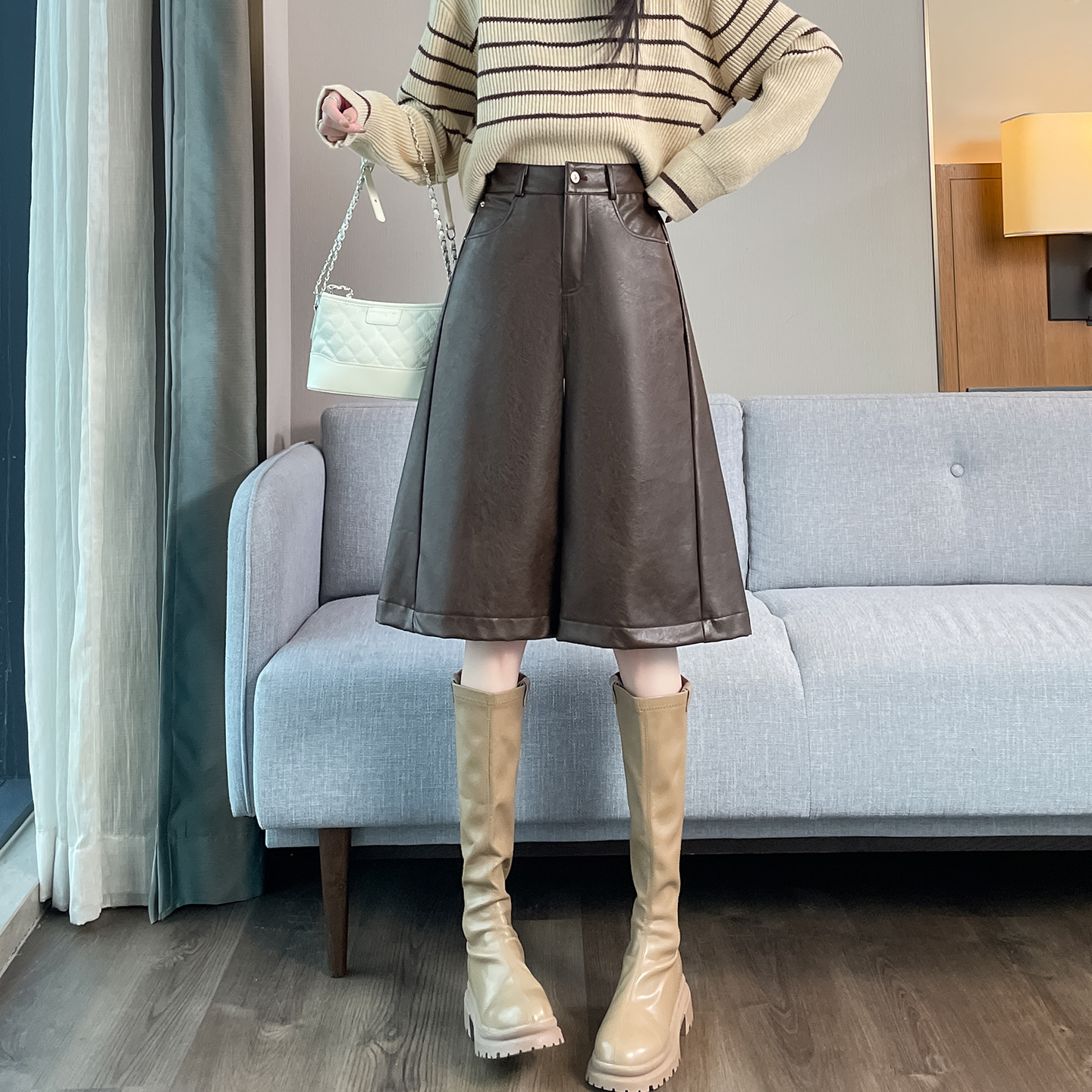 蜜糖之城咖色pu皮裤女款2025新款秋季高腰显瘦宽松美拉德阔腿中裤