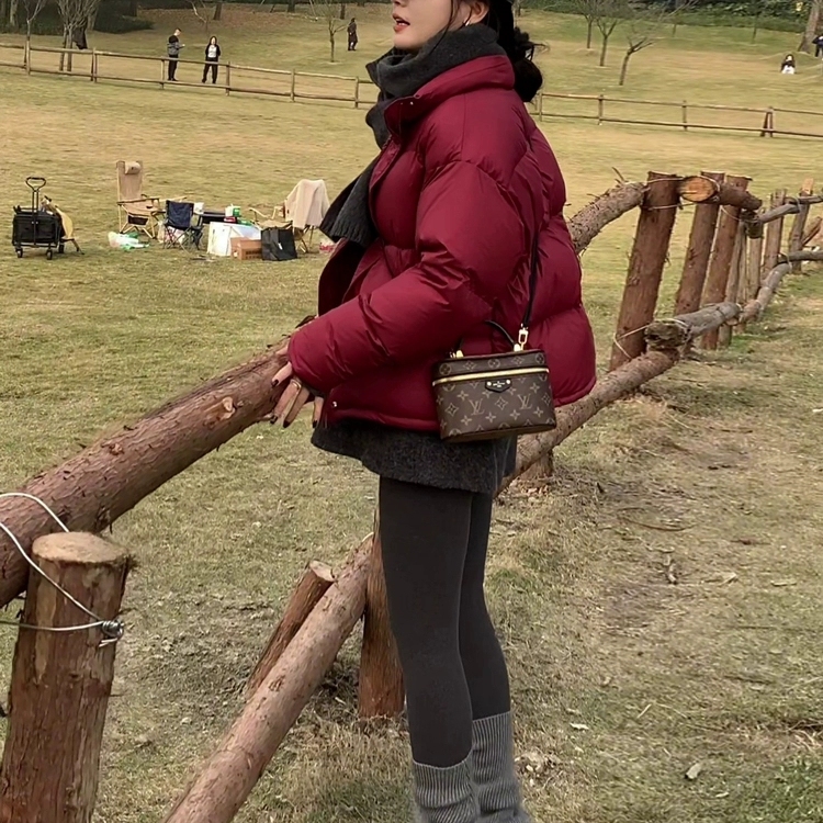 安哥拉红羽绒服女短款2025冬季新款加厚小个子90白鸭绒面包服外套