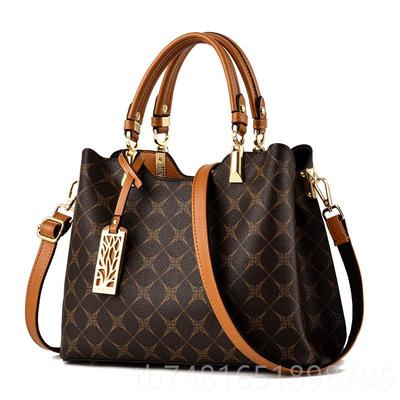 正品亲节婆礼物实用送妈妈生日母适合给包婆岳母丈母娘女士包圣诞