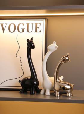 2025新款酒柜家居装饰品摆件轻奢小众客厅电视柜高档乔迁新居礼物