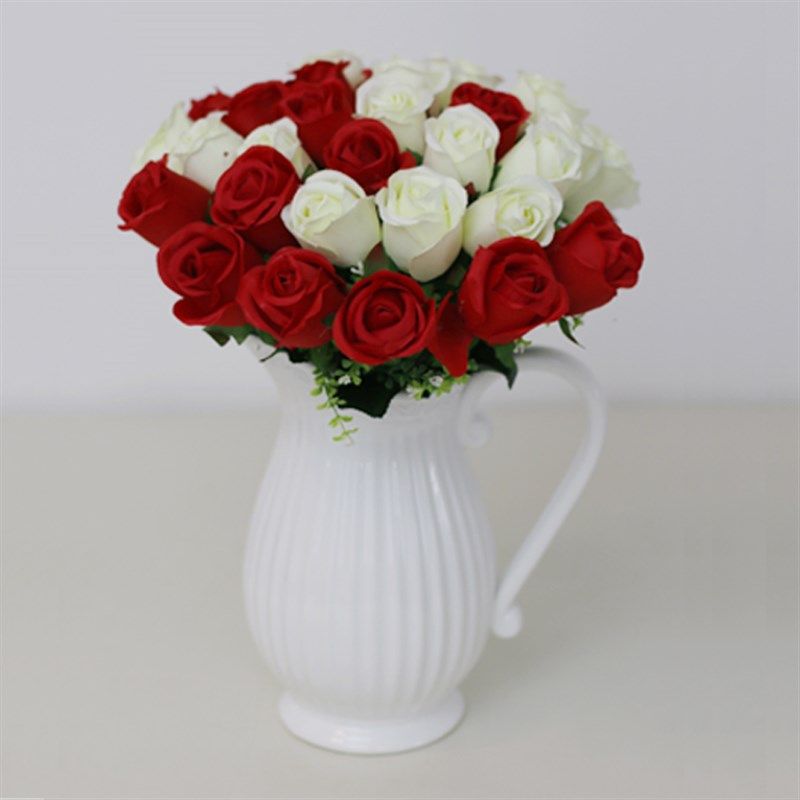 精选婚庆16头把束仿真玫瑰花红白玫瑰假花束绢花艺装饰餐桌新娘手,家居饰品,仿真花/假花,淘宝优惠券,粉丝福利购,淘宝优惠卷