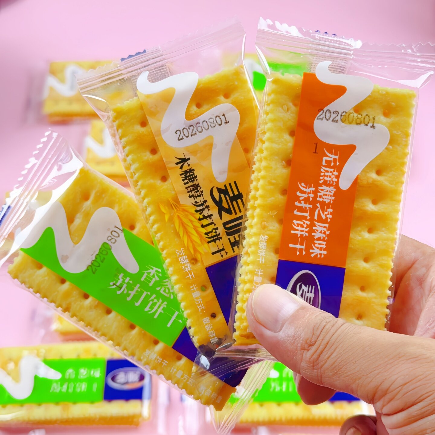 麦喔香葱木糖醇苏打饼干多口味