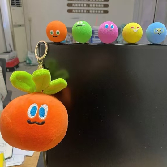 胡萝卜公仔五月周边应援物同款可爱礼物纪念背包挂件