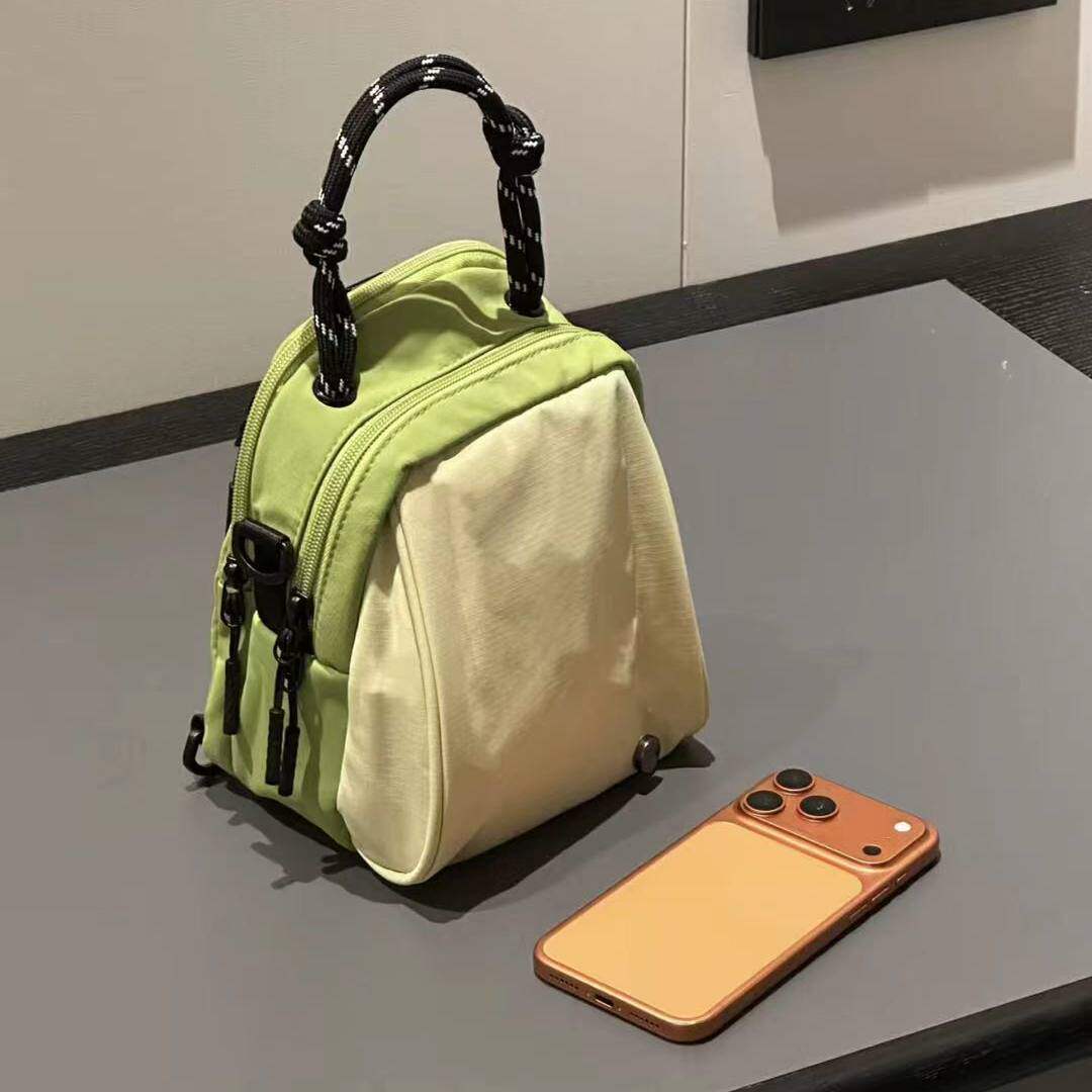新款简约休闲双肩包包高颜值迷你可爱轻便旅行运动单肩通勤斜跨包