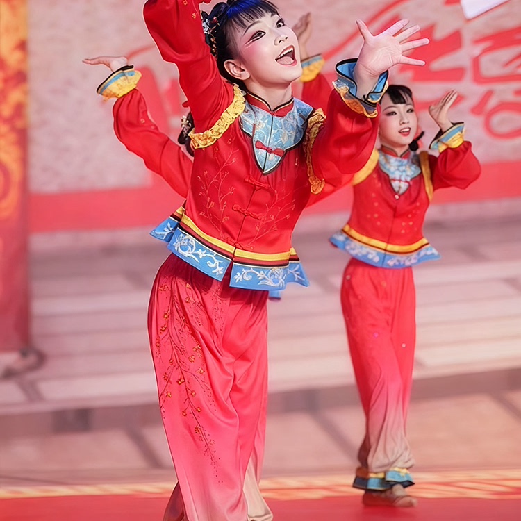 儿童演出服泥娃闹春韵少儿群舞