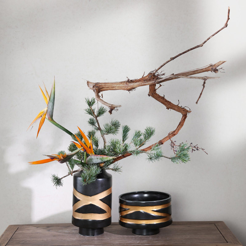 陶瓷金带投入瓶花瓶小原流日式剑山插花器皿简约鲜花插花花器花艺,橡塑材料及制品,其他塑料制品,淘宝优惠券,粉丝福利购,淘宝优惠卷