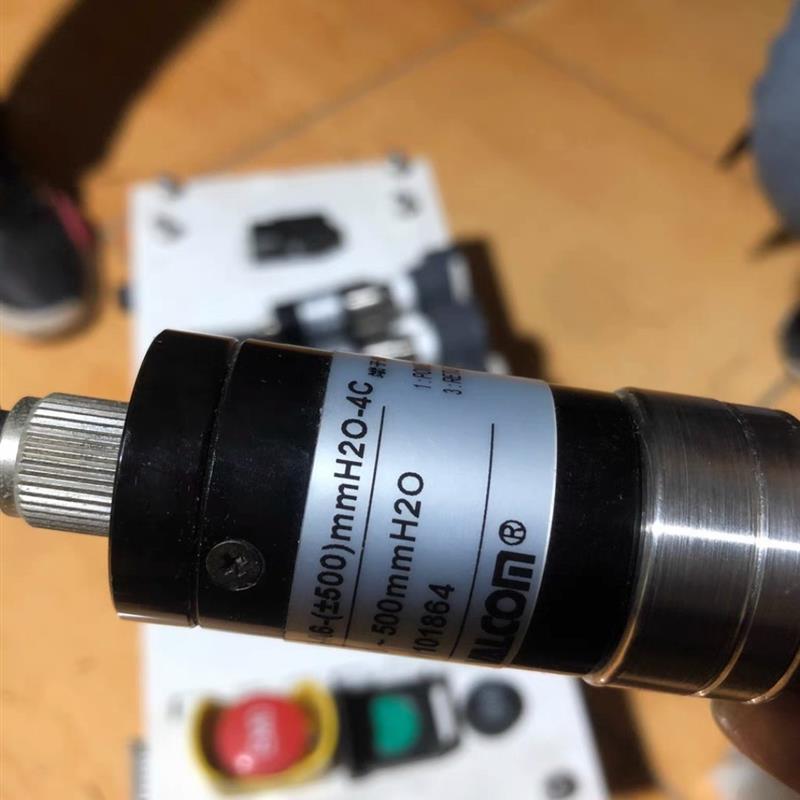 VALCOM日本沃康压力传感器VPMS-A6-(500)mmH2O-4C议价