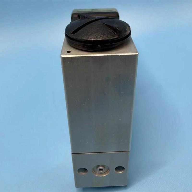 Danfoss 丹佛斯压力开关  MBC 5100 1411-2DB04 061B010266