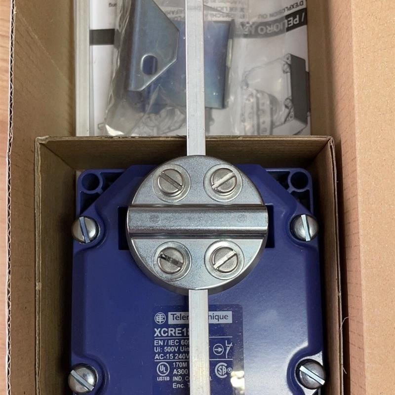 全新原装进口(印尼)限位开关XCRE18