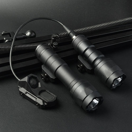 金属M600强光手电筒AXON