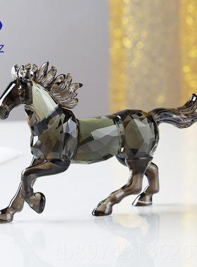 正品水装晶马件招财酒柜公办室摆摆设桌面饰用品生肖马吉祥物生日