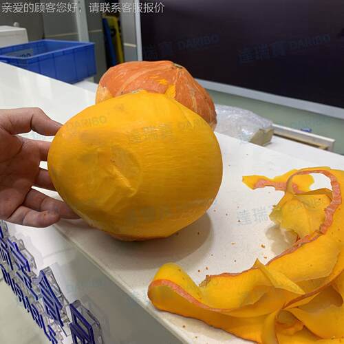 A苹p果a梨ple削皮机皇DKT冠削皮机 机身使小巧省空间可门店用