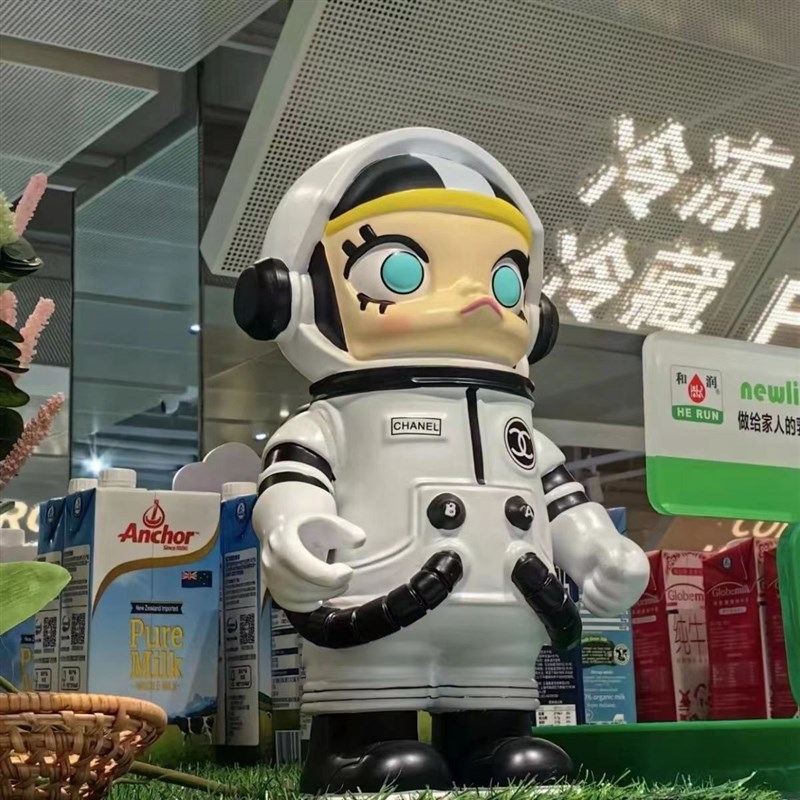 泡泡玛特茉莉宇航员电视柜落地大摆件手办客厅商场店铺装饰品大号
