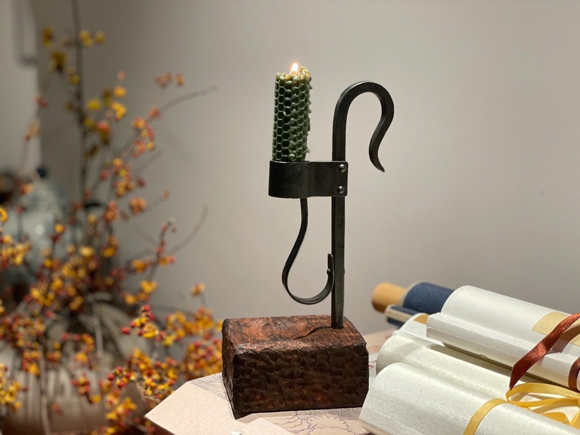 东际器物 欧式复古 中式手工捶打日式铁器支状宽底座烛台装饰摆件,模玩/动漫/周边/娃圈三坑/桌游,文化/体育周边,淘宝优惠券,粉丝福利购,淘宝优惠卷