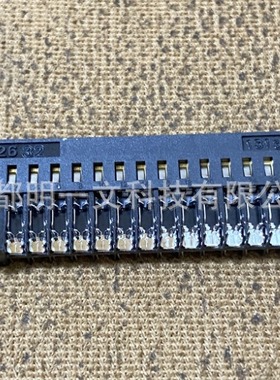 XG5M-2632-N集管和线壳 2行  26P 针座全新黑色