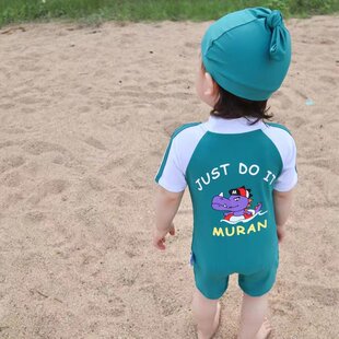 男女通用连体泳衣平角深绿色锥帽子儿童泳装 热销新款 儿童泳衣