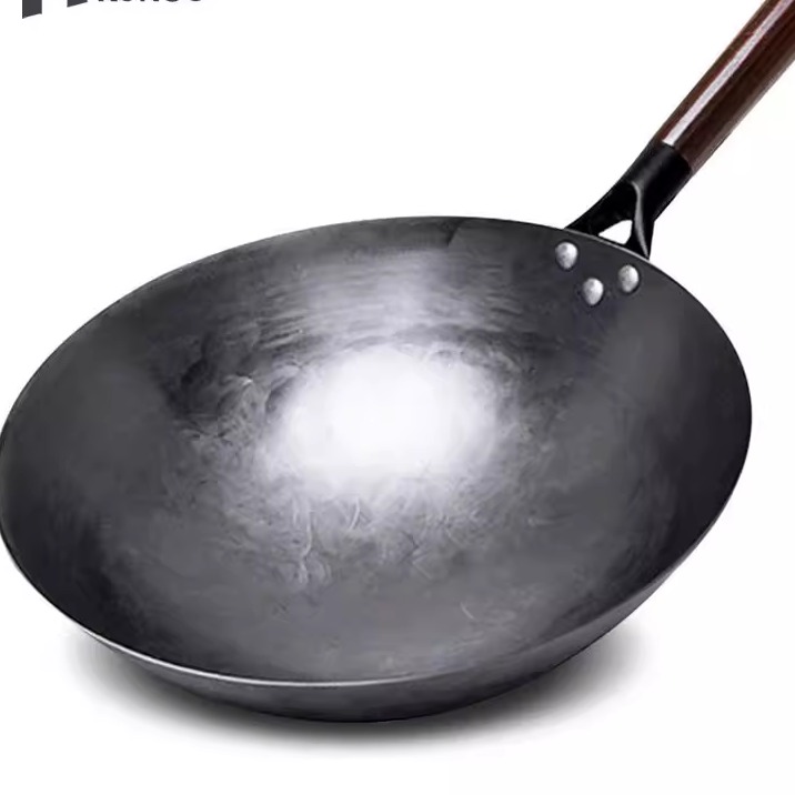 Household Iron Wok,Hand Forging Iron Pan Wooden Handle Pure
