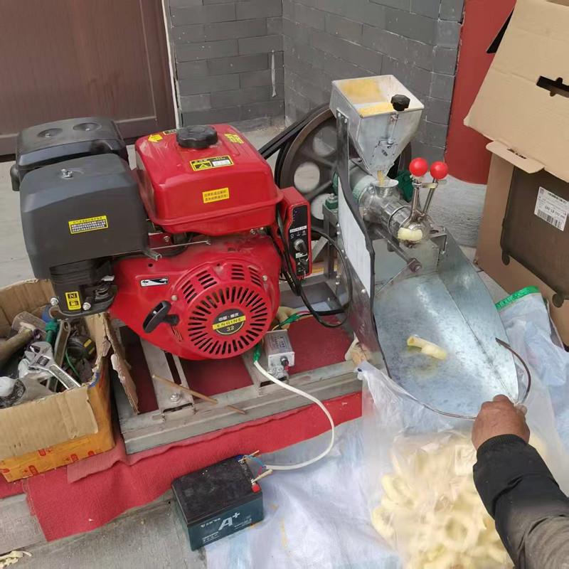 新款膨化机2025多功能五谷杂粮膨化机大米玉米膨化机商用摆摊机器