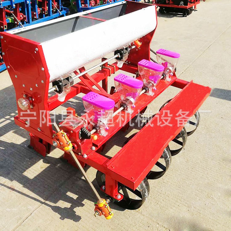 高粱谷子精播机施肥播种一体机 四轮车带蔬菜点播机 大量现货供应