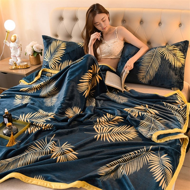 加厚双面云貂绒毯子办公室午w睡毛毯盖毯珊瑚绒卡通学生宿舍毛床