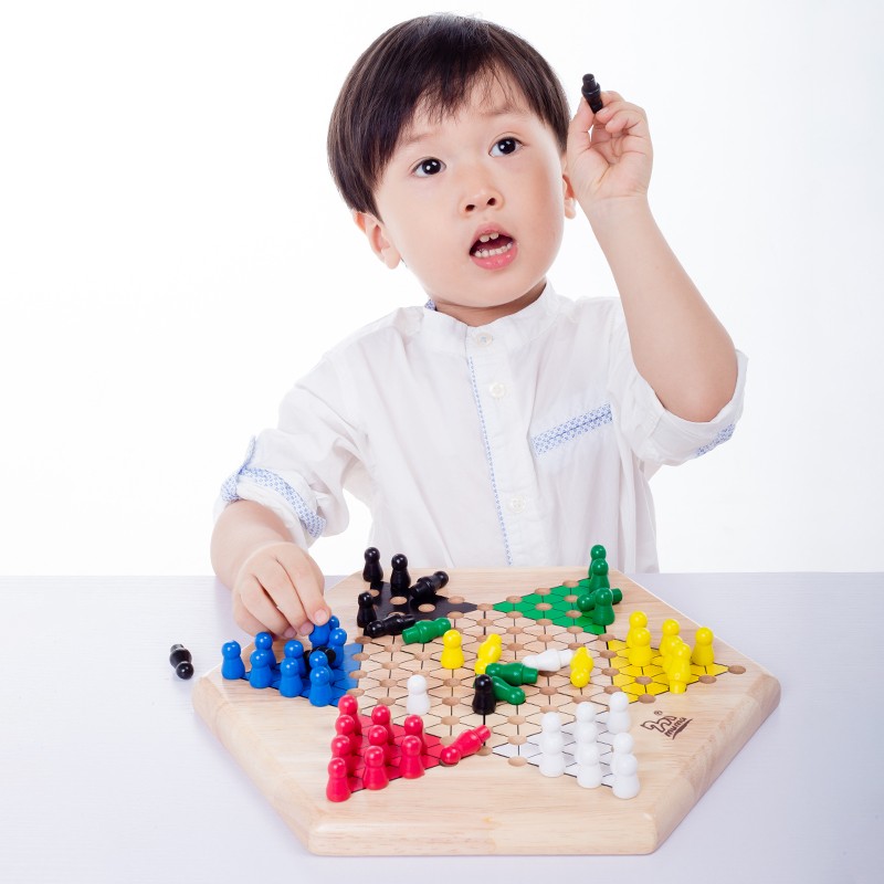 木马智慧儿童木制跳棋大号w六角跳跳棋亲子益智桌游厚实木榫卯