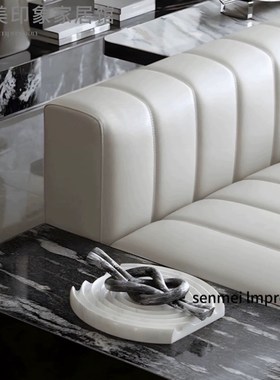 轻奢极简风样板间电视柜背景墙办公室金属马装饰画卷边盆组合摆件