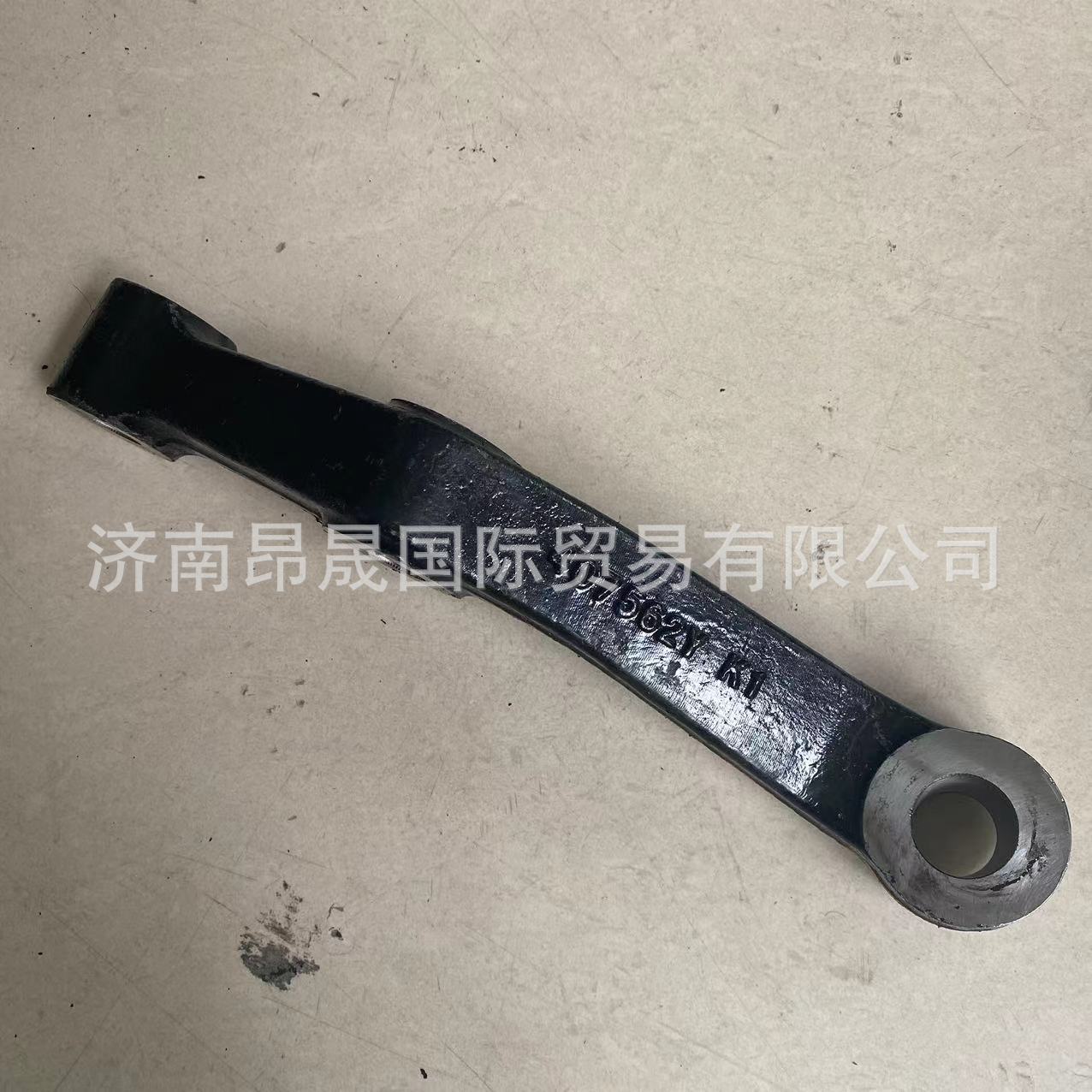 重汽HOWO T7H 汕德卡C7H C9H 豪瀚 转向横拉杆臂/右 AZ4075410062