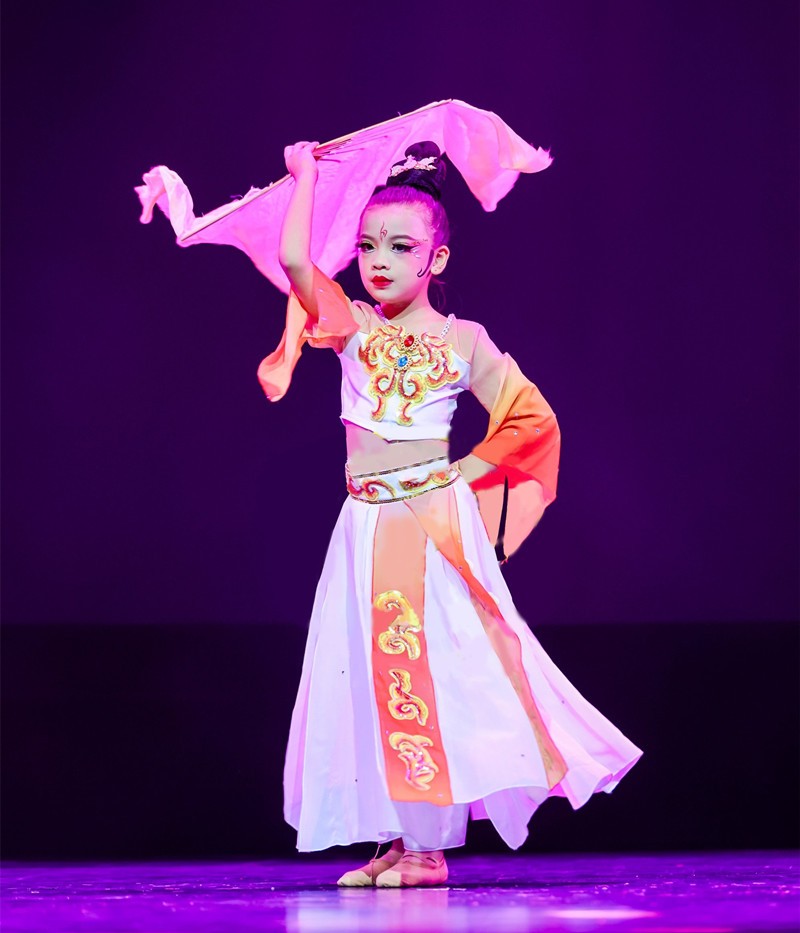 女清新中国舞民族舞古典舞