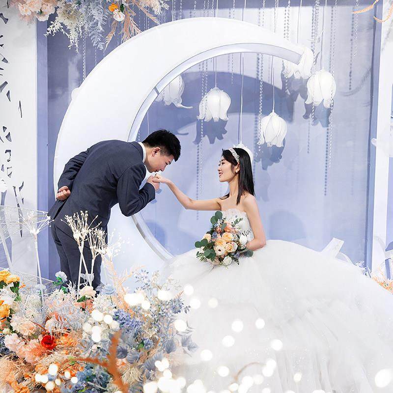 婚庆发光月亮路引道具酒店婚礼舞台背景灯箱装饰铁艺新款创意摆件