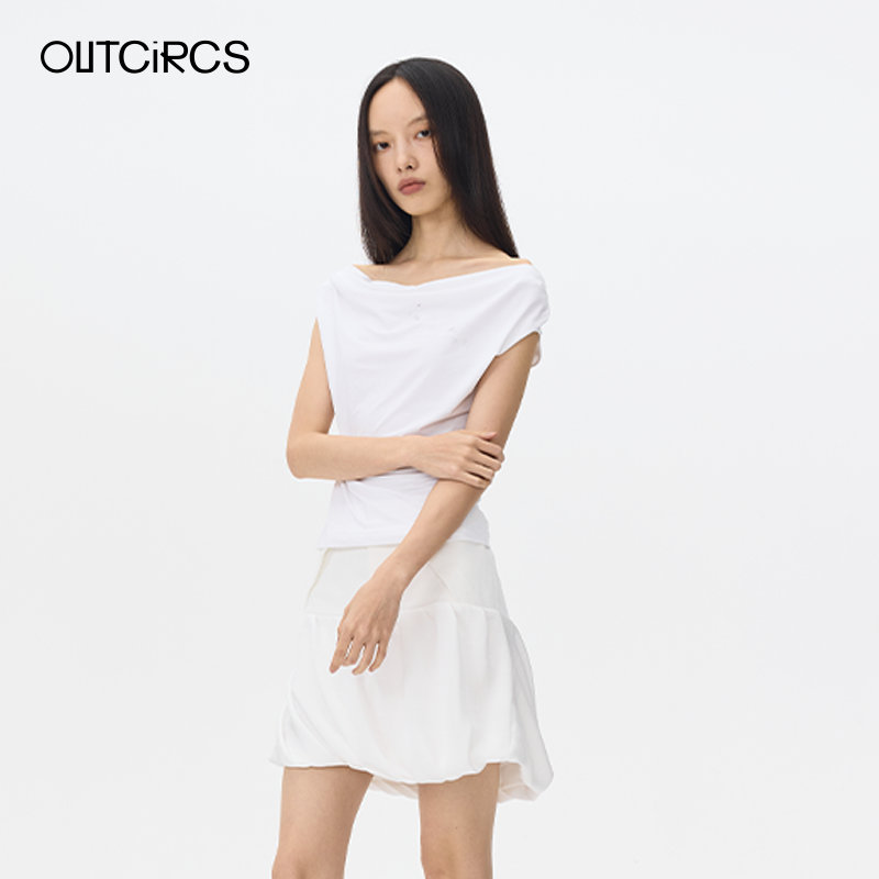 OUTCiRCS异形花苞短裙